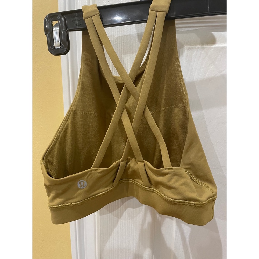 LULULEMON CROP TOP/SPORTS BRA